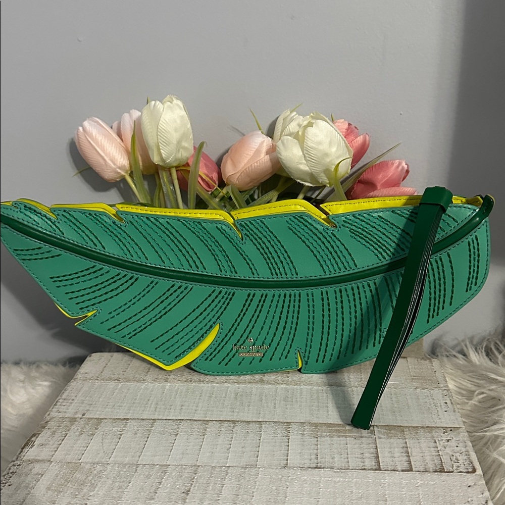 Kate spade banana leaf clutch - Picture 16 of 16